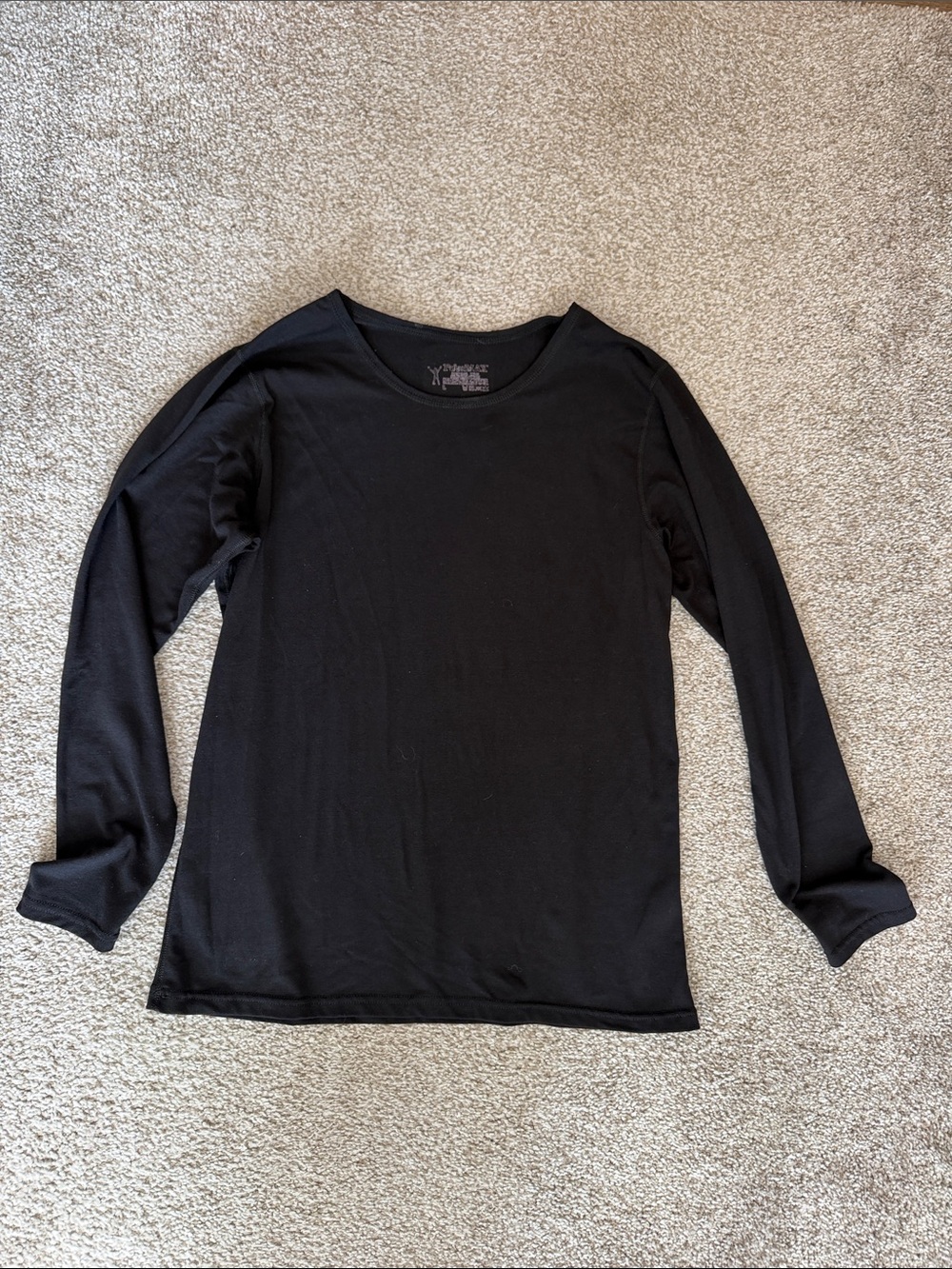 Women's Black Long-Sleeve Thermal Layer Crew Neck Top